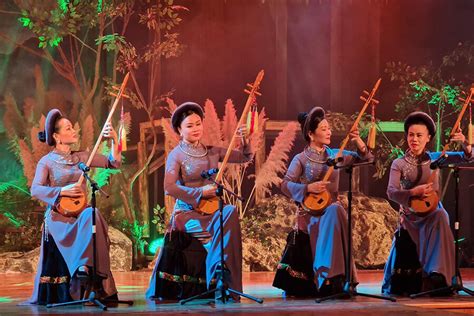  De OneBeat Hanoi Muzieksymposium; Een Fusie van Vietnamese Culturele Tradities en Internationale Muziekontmoetingen